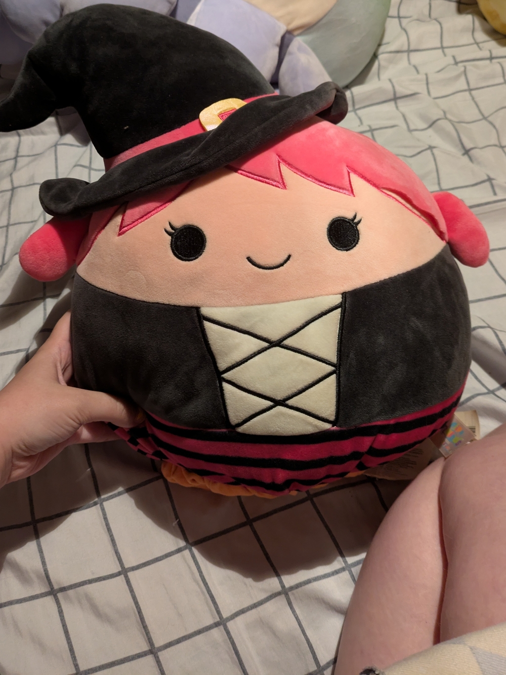 flip a mallow witch and cauldron with damaged tag